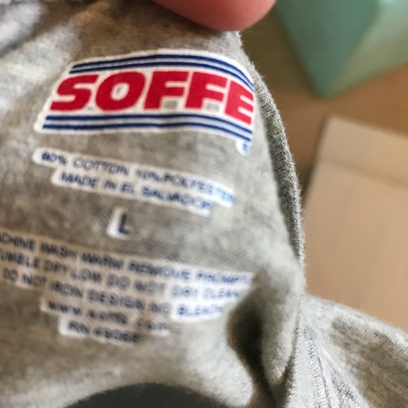 Gators, Fitted Tee, EUC . - Picture 2 of 8